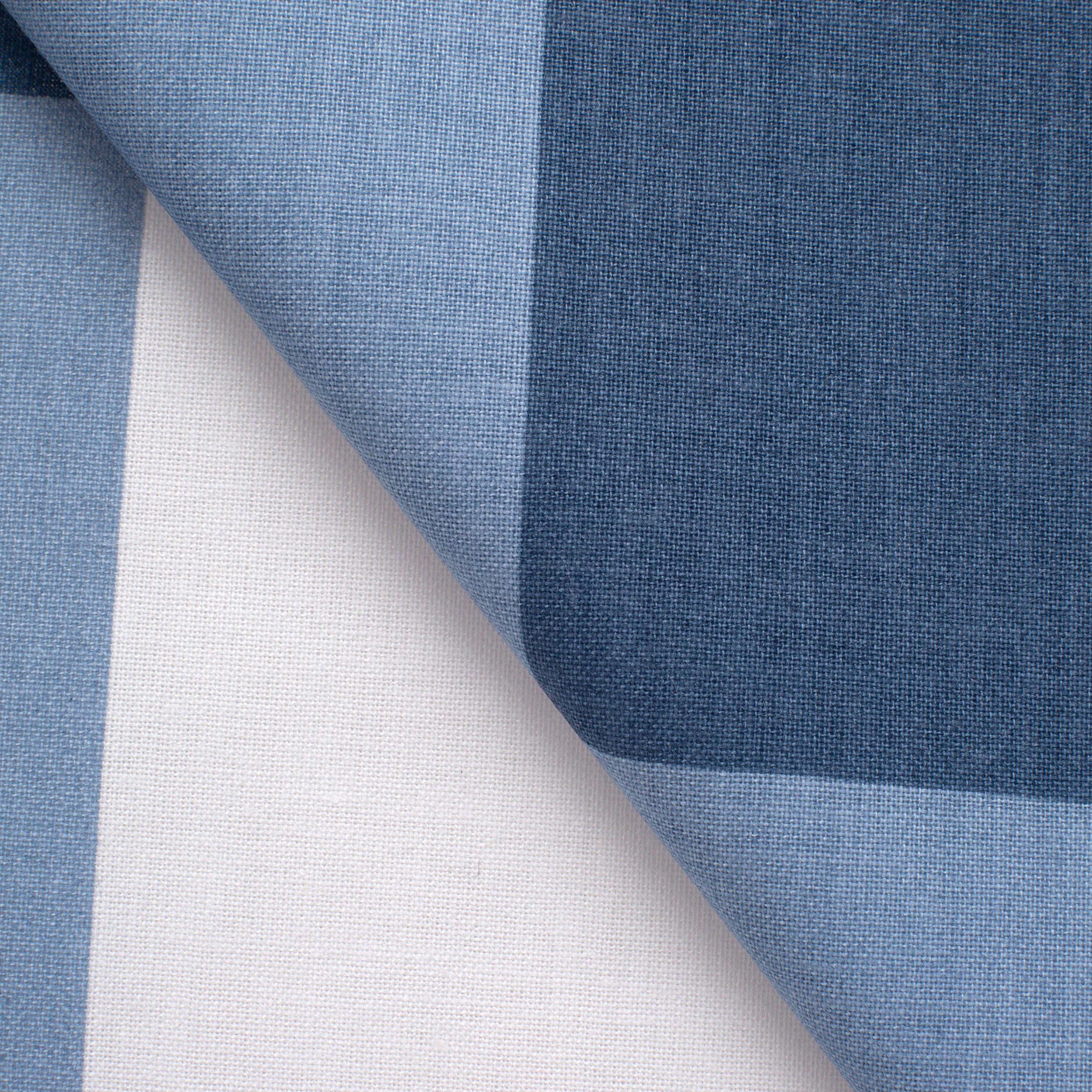 CHECKED COTTON POPLIN FABRIC - BLUE AND WHITE - 160 GSM