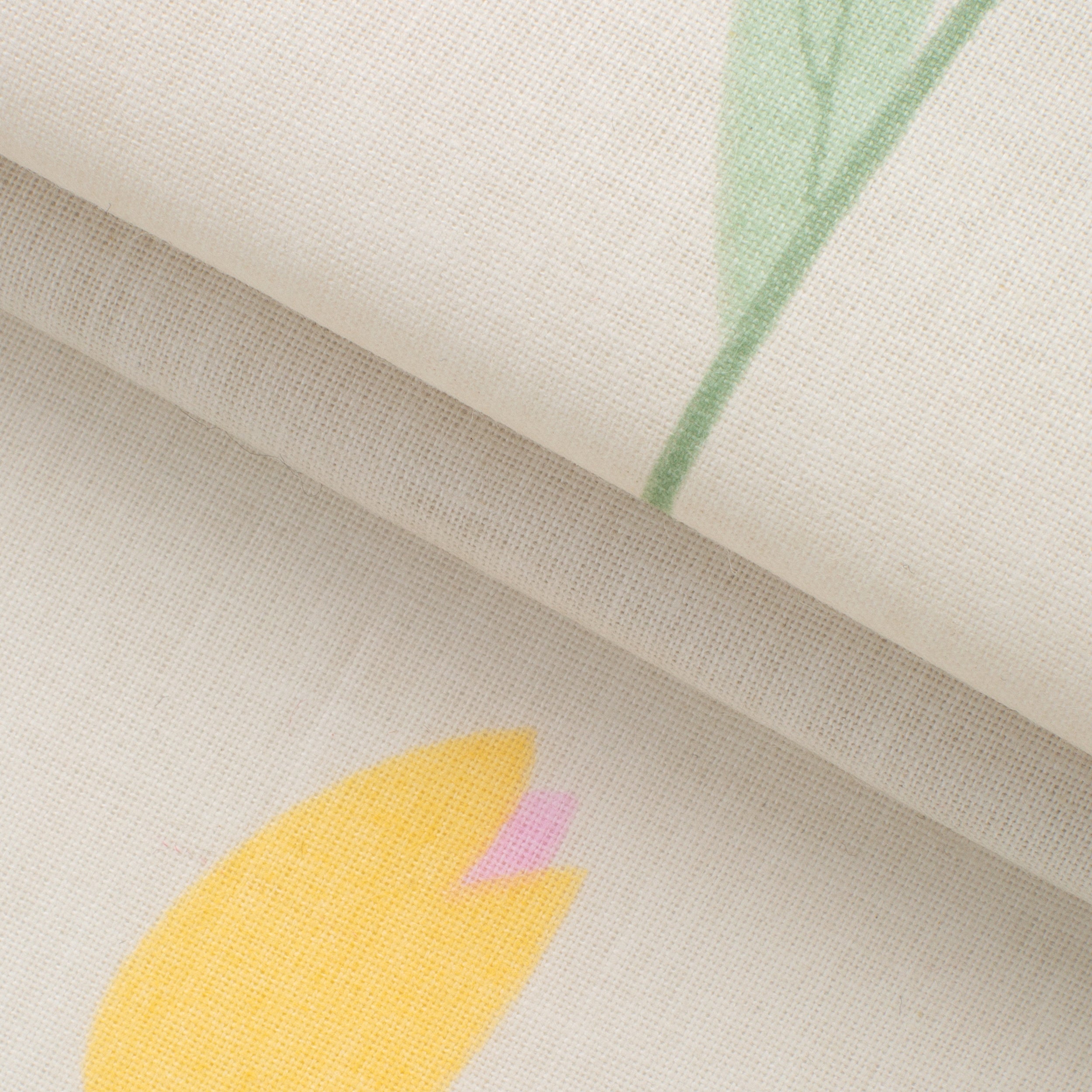 PRINTED COTTON POPLIN FABRIC - PASTEL TULIPS ON BEIGE - 125 GSM