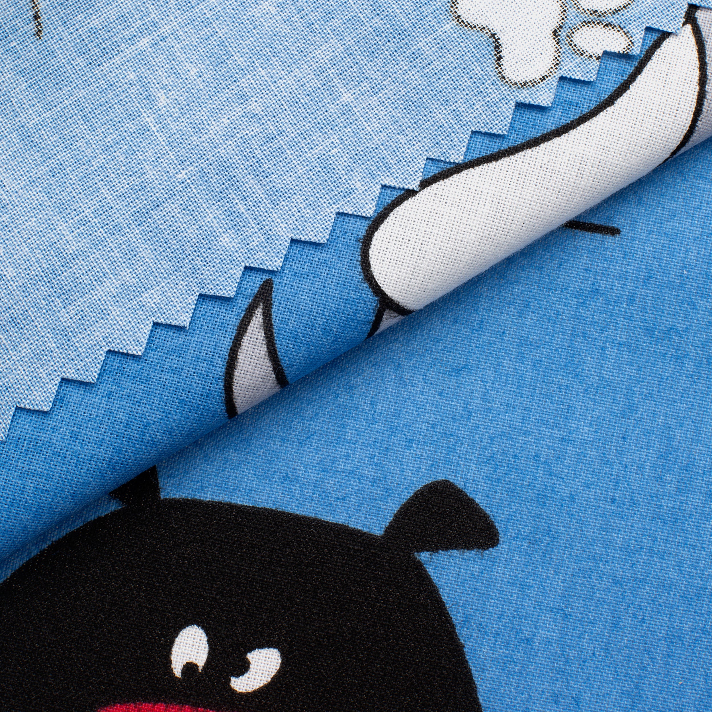 PRINTED COTTON POPLIN FABRIC - DOGS ON LIGHT BLUE BACKGROUND - 160 GSM