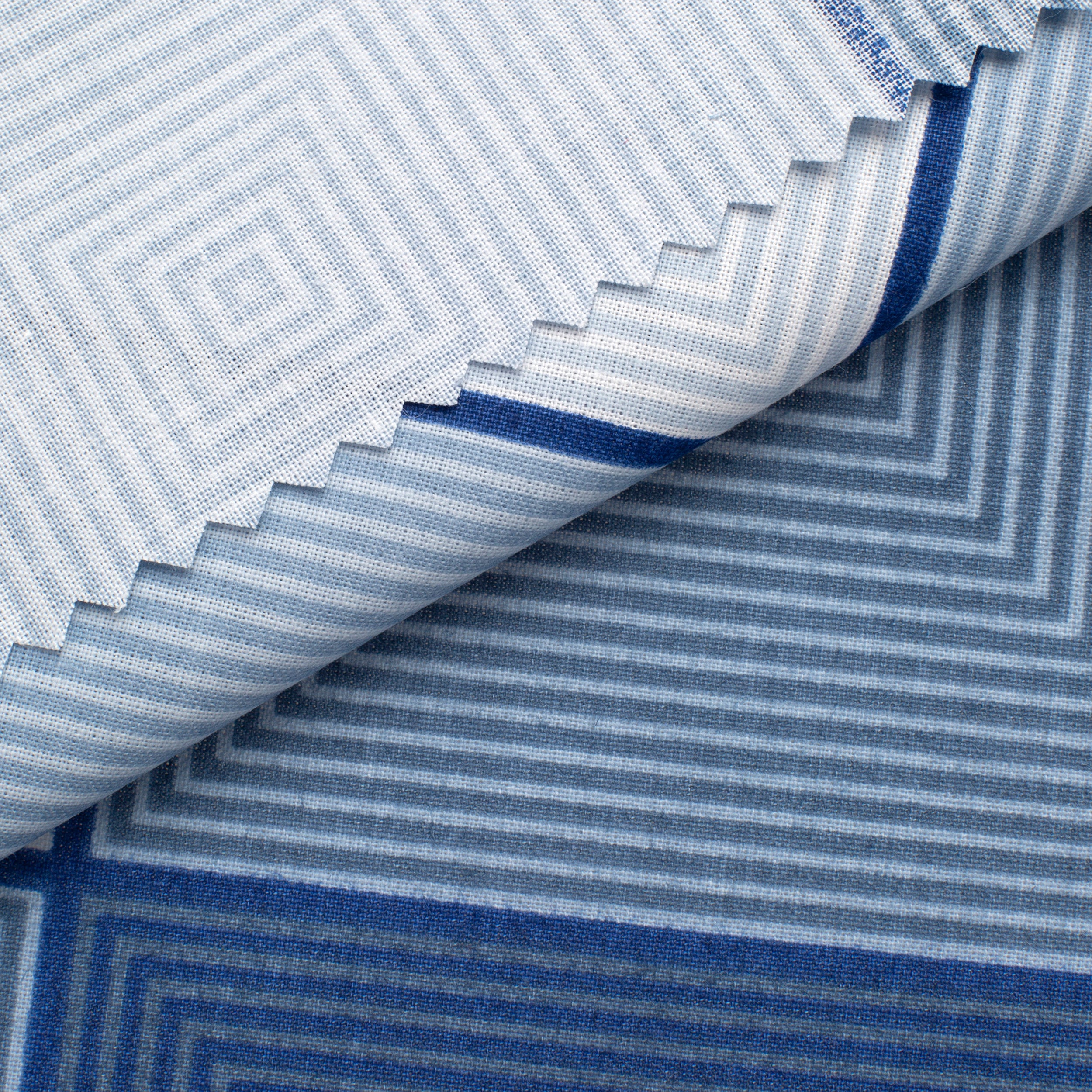 PRINTED COTTON POPLIN FABRIC - BLUE GREY AND WHITE GEOMETRIC PRINT - 160 GSM