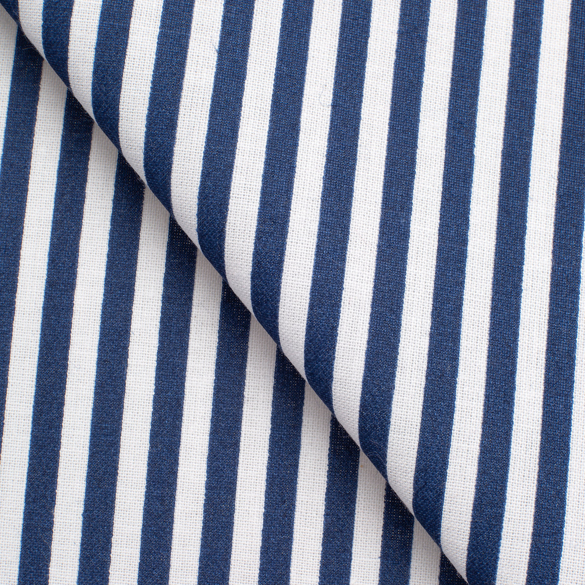 PRINTED COTTON POPLIN FABRIC - BLUE AND WHITE STRIPES - 160 GSM
