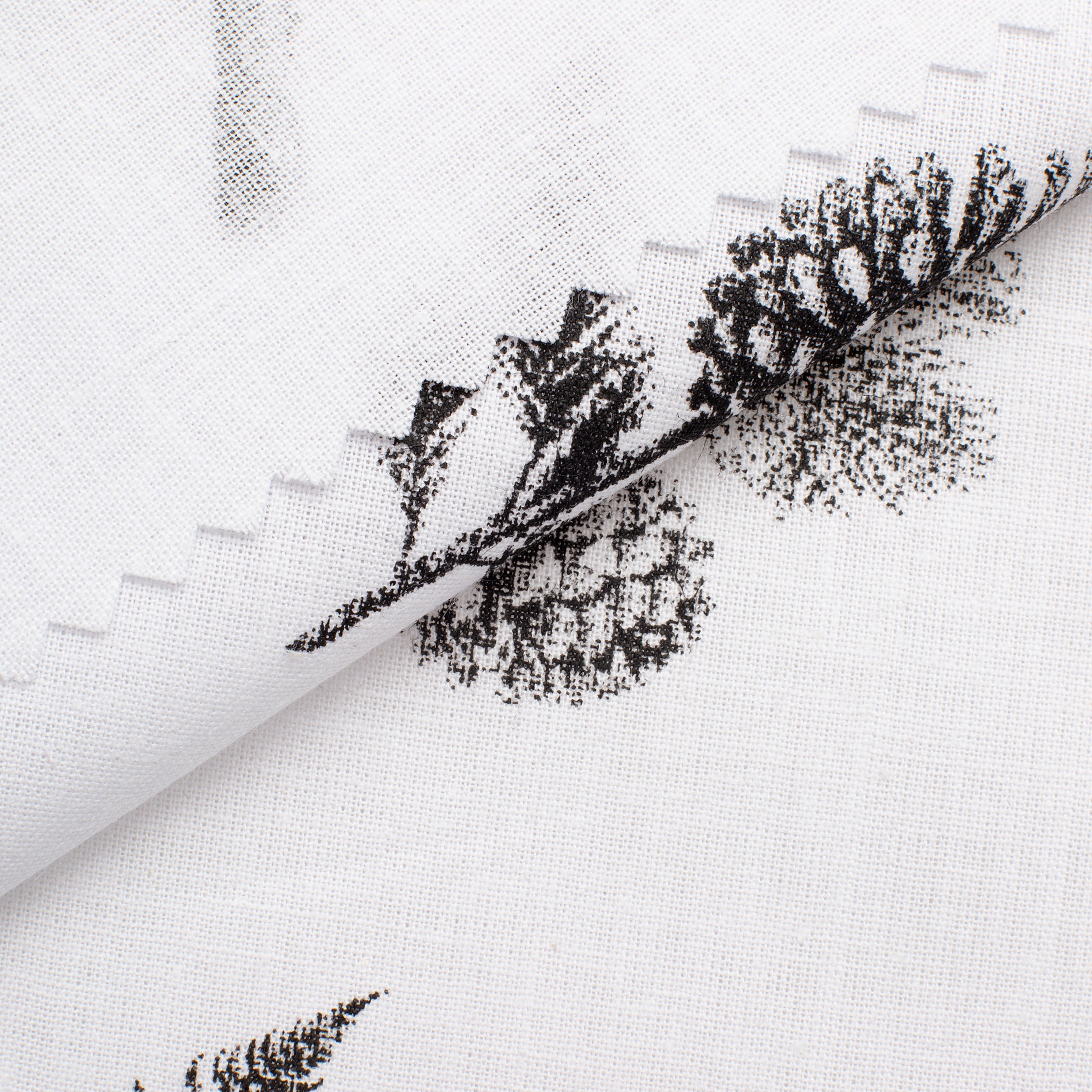 PRINTED COTTON SEERSUCKER FABRIC - FOREST BRANCHES PRINT - 160 GSM