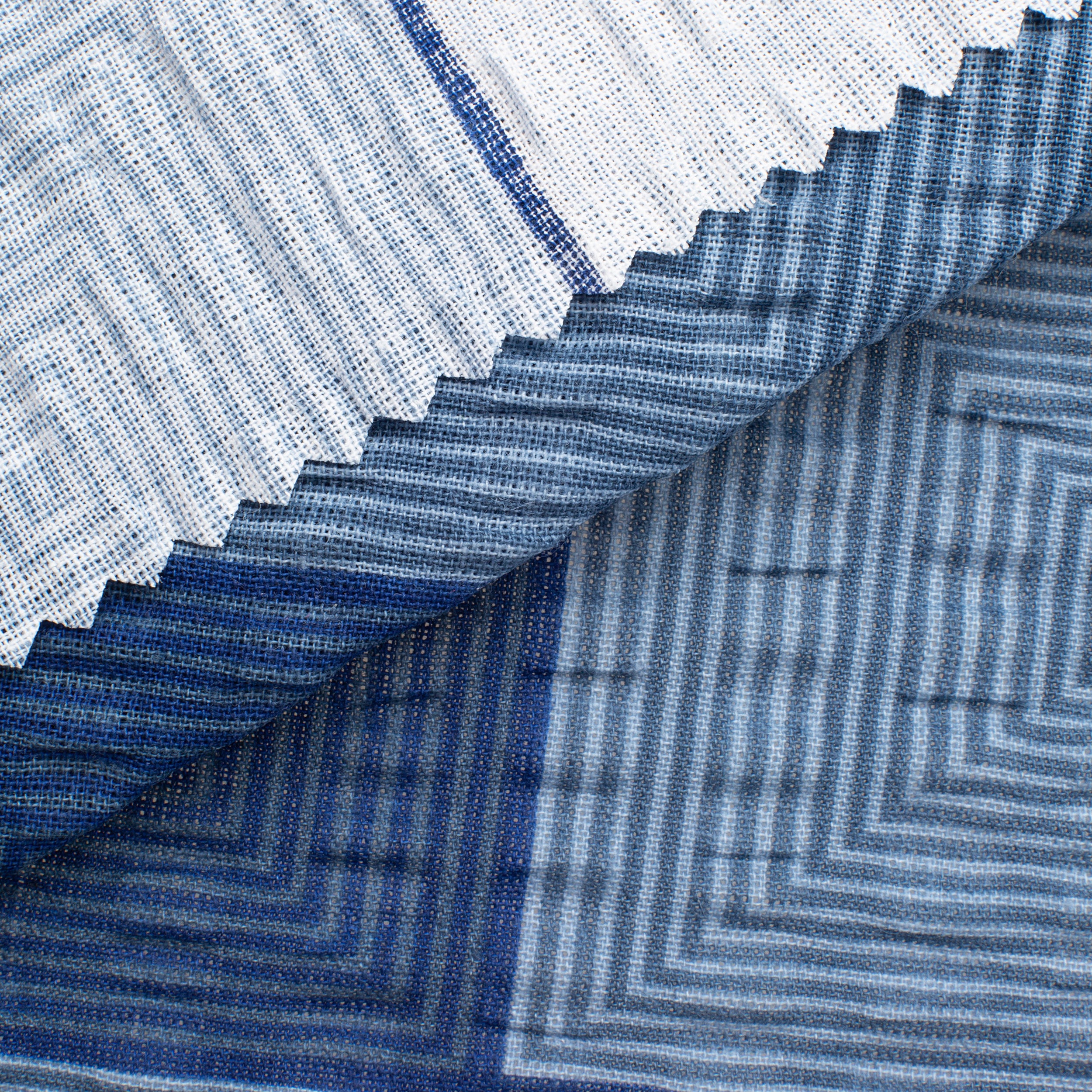PRINTED COTTON POPLIN FABRIC - BLUE GREY AND WHITE GEOMETRIC PRINT - 160 GSM