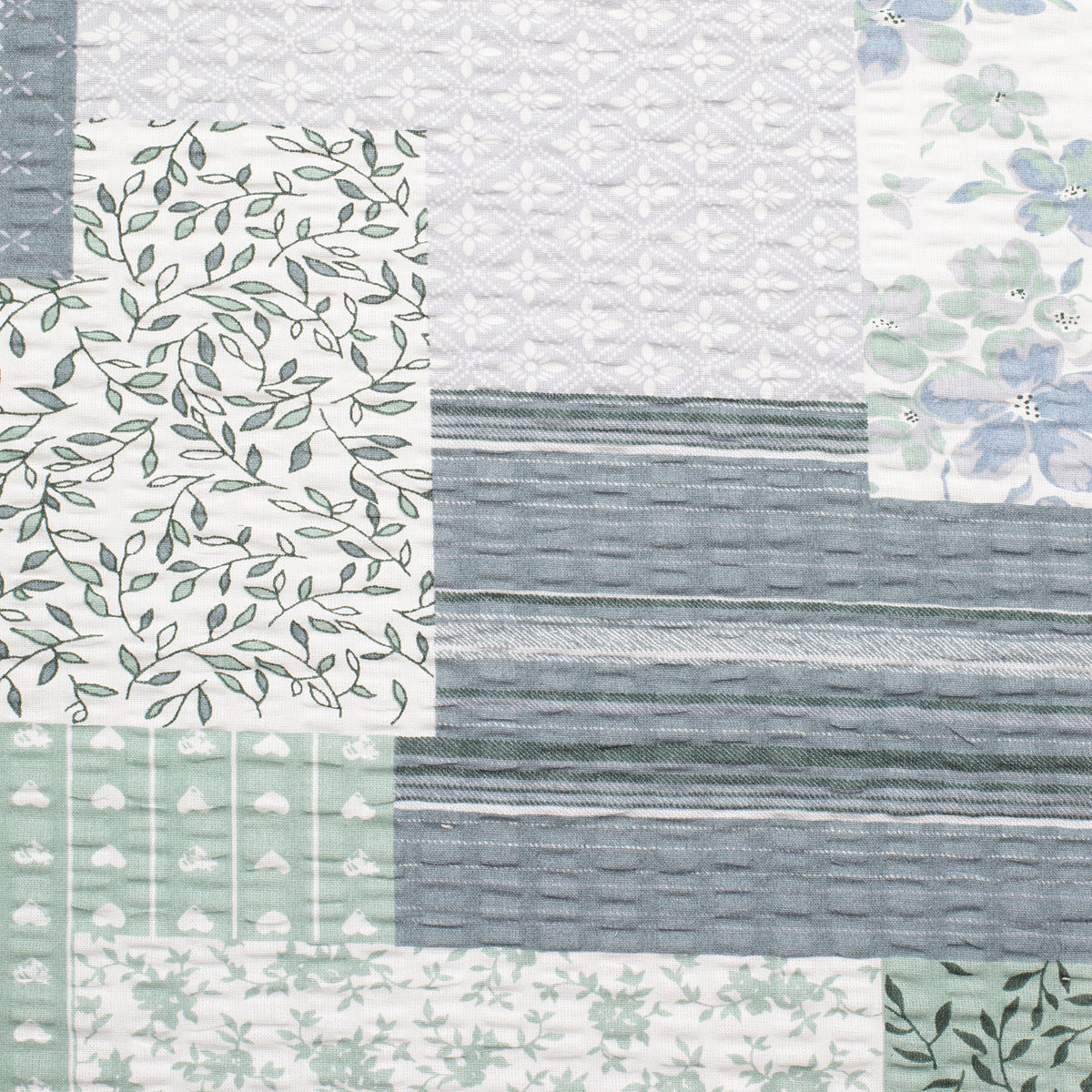 PRINTED COTTON POPLIN FABRIC - GREEN AND WHITE FLOWERS - 160 GSM
